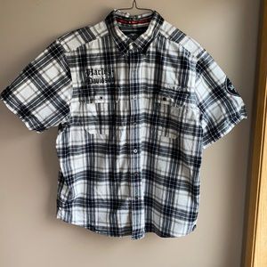 MENS short sleeve plaid shirt - size XL